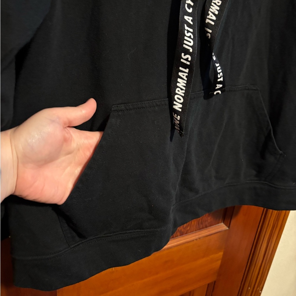 DUBGEE BY WHOOPI Black ‘Normal is Just a Cycle’ Hoodie Womens Size XL - Picture 4 of 7